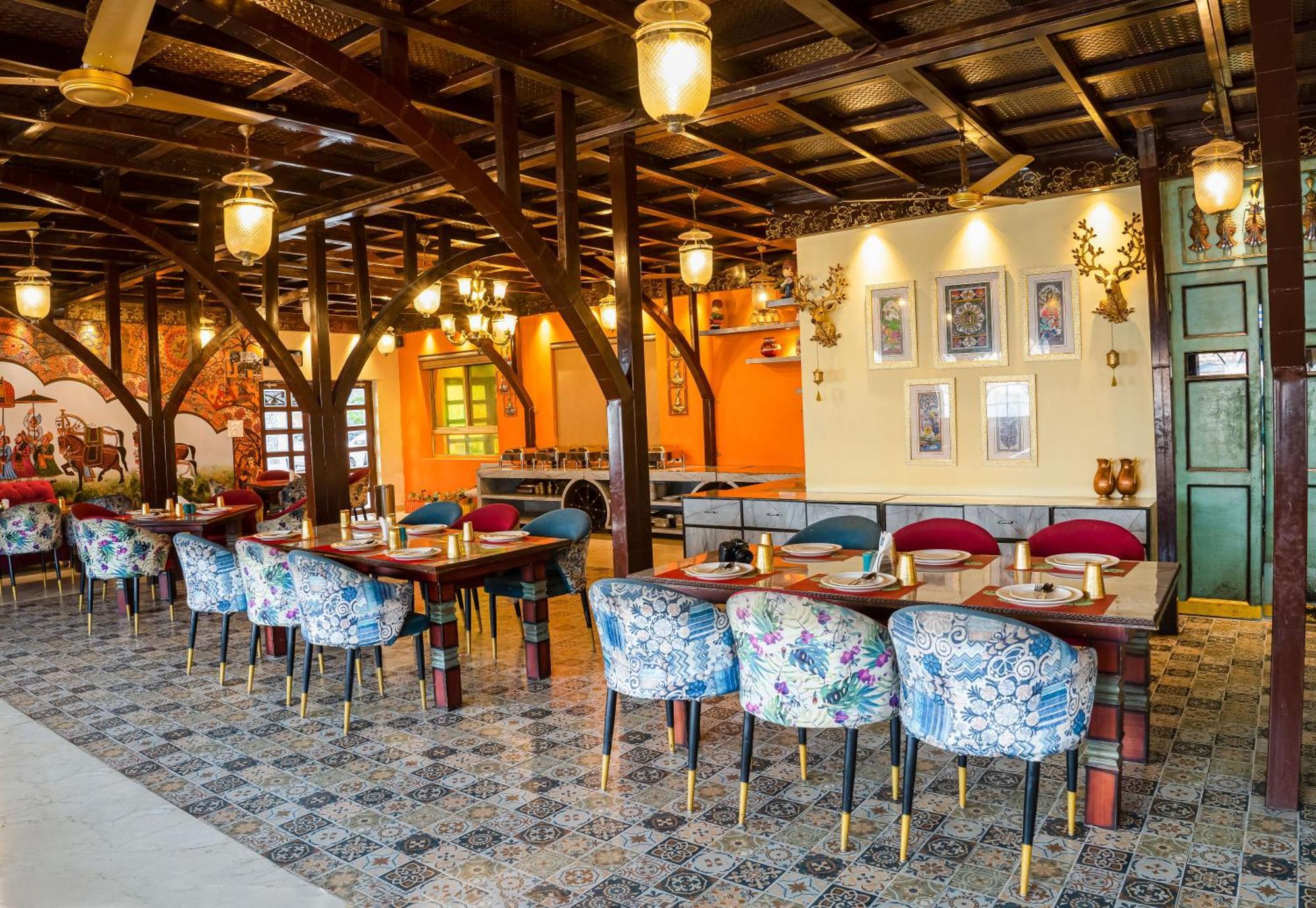 The Neeraj Ganga Heritage Palace Rishikesh Exterior photo